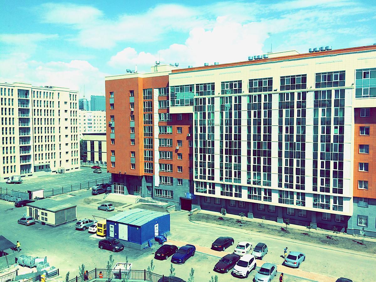Vesna Apartments In The Center Astana Ngoại thất bức ảnh