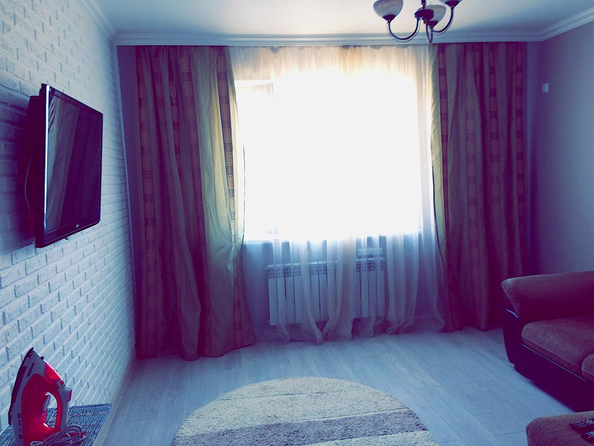 Vesna Apartments In The Center Astana Ngoại thất bức ảnh